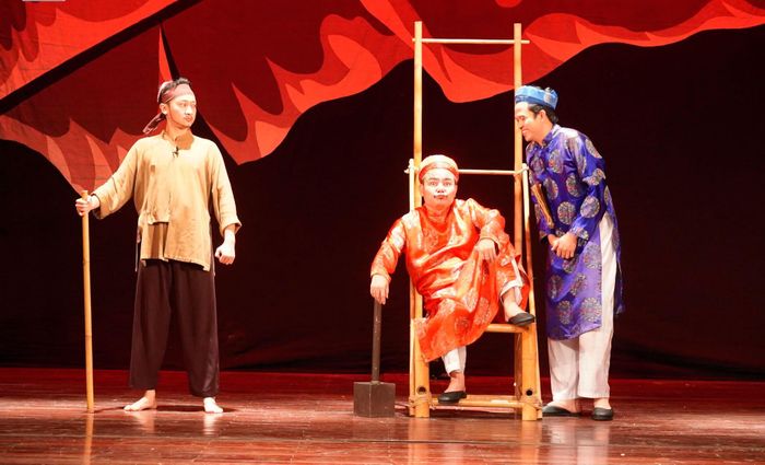 Hình ảnh trong một vở kịch của Nhà hát Kịch Việt Nam.