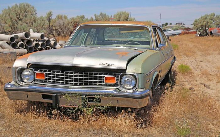 Chevrolet Nova Custom đời 1973.