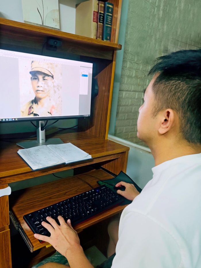 Anh Thắng chia sẻ: "Sau khi AI xử lý, tôi vẫn dành nhiều giờ chỉnh sửa từng ánh mắt, nếp tóc, khóe miệng và các chi tiết trên khuôn mặt. AI chỉ hỗ trợ chứ không thay thế cảm xúc, trách nhiệm của mình gửi vào các tấm chân dung của những người đã hy sinh vì Tổ quốc"