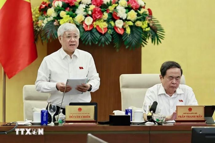 Phó Chủ tịch Thường trực Quốc hội Đỗ Văn Chiến phát biểu. (Ảnh: Doãn Tấn/TTXVN)