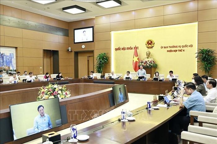 Quang cảnh phiên họp. Ảnh: Doãn Tấn/TTXVN