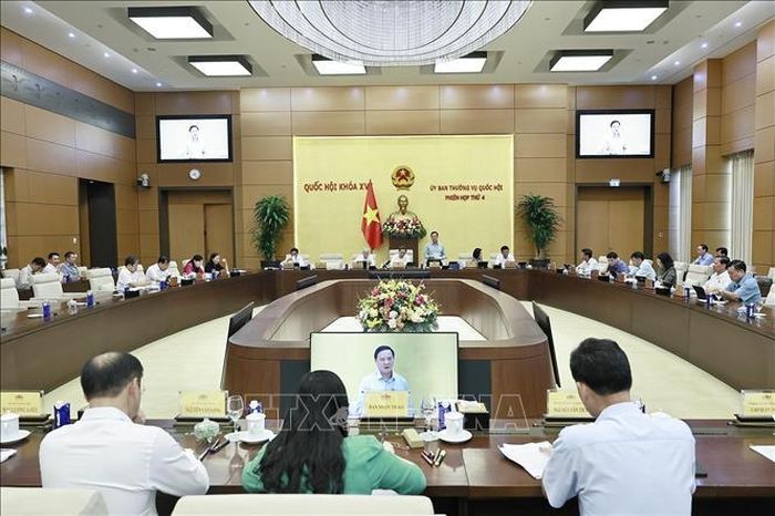 Quang cảnh phiên họp. Ảnh: Doãn Tấn/TTXVN