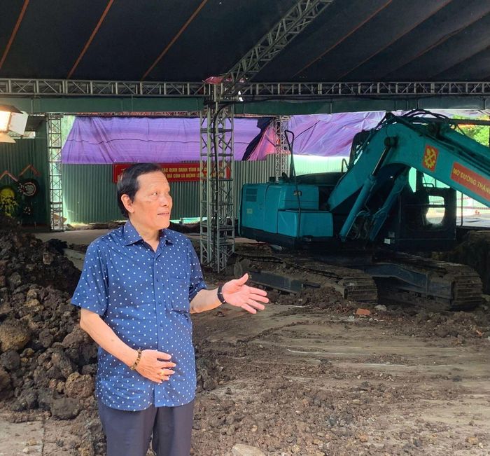 Ông Lê Chí Công hy vọng chiến dịch tìm kiếm tại Công viên Lê Thị Riêng sẽ giúp gia đình sớm xác định được nơi mẹ ông nằm lại.