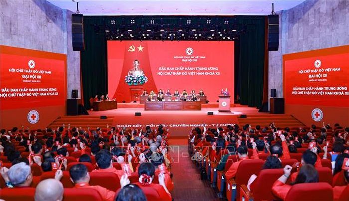 Quang cảnh đại hội phiên thứ nhất.