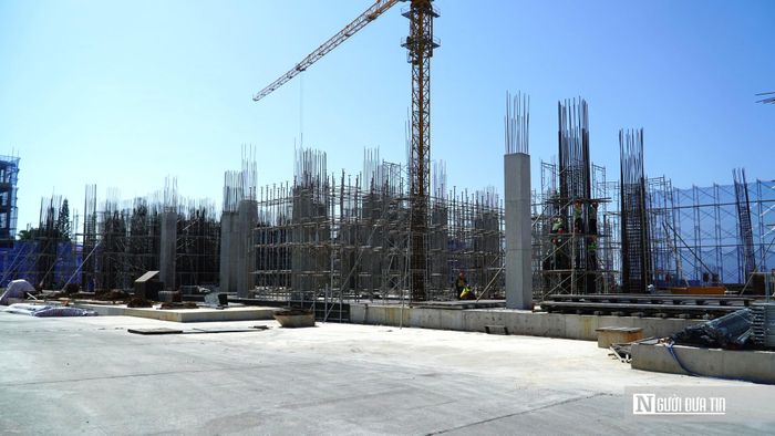 Nói về đánh giá về năng lực tài chính của Công ty TNHH MTV Hải Phát Bình Thuận, đại diện Sở Xây dựng tỉnh Lâm Đồng cho biết, đơn vị đã được các sở, ngành đánh giá đảm bảo năng lực tài chính trong giai đoạn thẩm định chủ trương đầu tư của dự án. 