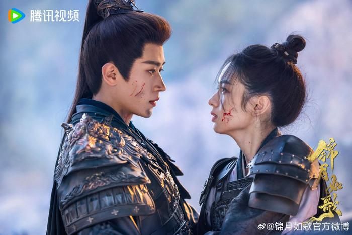 Sở hữu nhan sắc nổi bật, Châu Dã và Thừa Lỗi nhanh chóng trở thành tâm điểm mỗi khi xuất hiện chung khung hình. Từ tạo hình đến tương tác đều nhận nhiều lời khen trên mạng xã hội.