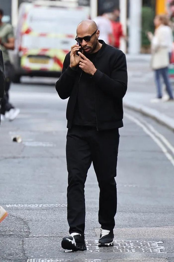 Cựu danh thủ Thierry Henrycũng sẽ góp mặt. Ảnh: Click News and Media