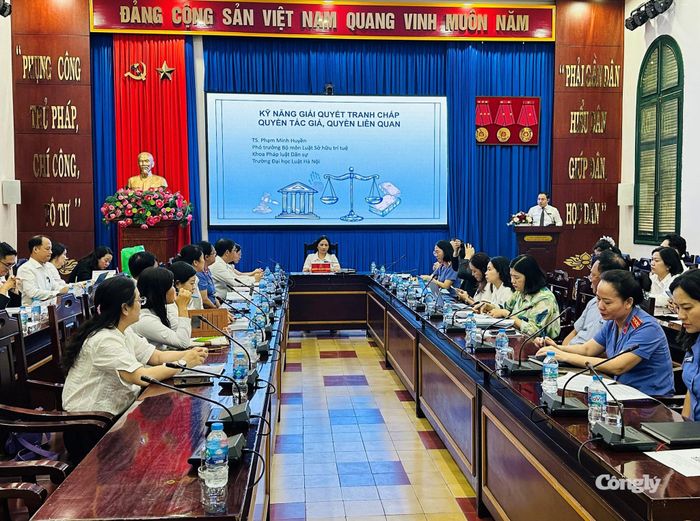 Quang cảnh hội nghị