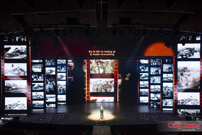 Điểm nhấn của chương trình là mô hình sân khấu nhập vai (Immersive Theatre) được đầu tư quy mô lớn, lần đầu tiên được triển khai tại Việt Nam. 