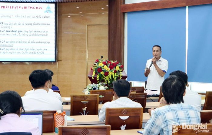Chuyên gia trình bày các chuyên đề liên quan tại khóa học. Ảnh: Thanh Cảnh