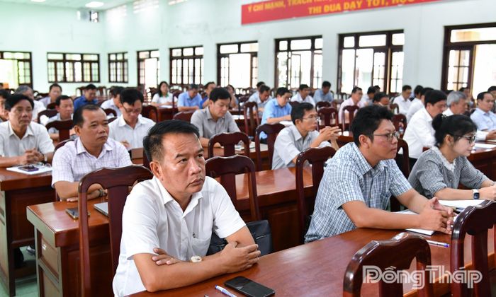 Học viên tham dự khai giảng.