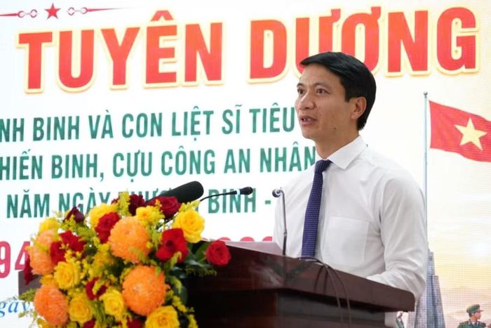 Phó Bí thư Tỉnh ủy, Chủ tịch Ủy ban MTTQ Việt Nam tỉnh Nguyễn Ngọc Lương phát biểu tại hội nghị. Ảnh: N.H