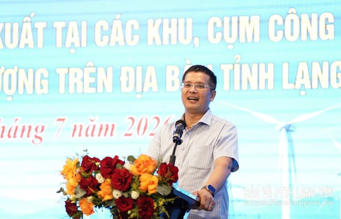 Lãnh đạo VSIP Lạng Sơn trao đổi một số nội dung tại chương trình gặp mặt