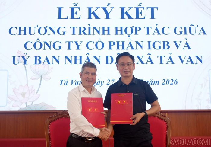 UBND xã Tả Van ký kết hợp tác chuyển đổi số với Công ty Cổ phần IGB.