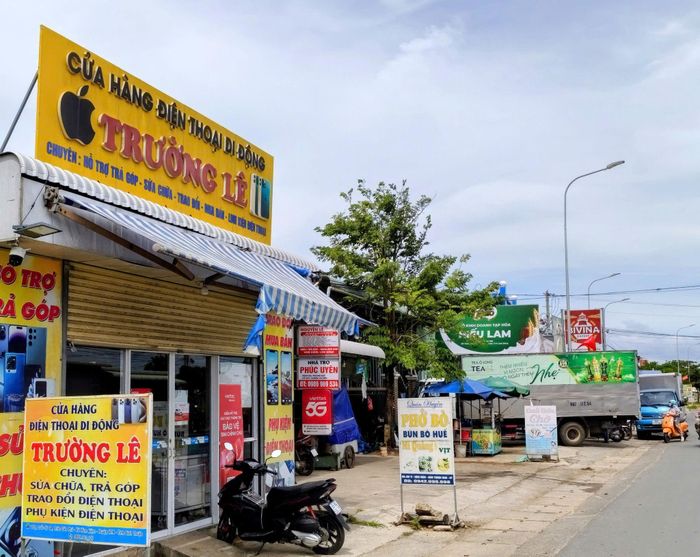 Thương mại dịch vụ ở Hàm Kiệm