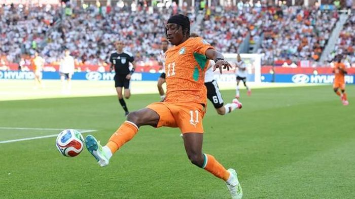 PSG từ bỏ Diomande của Leipzig.