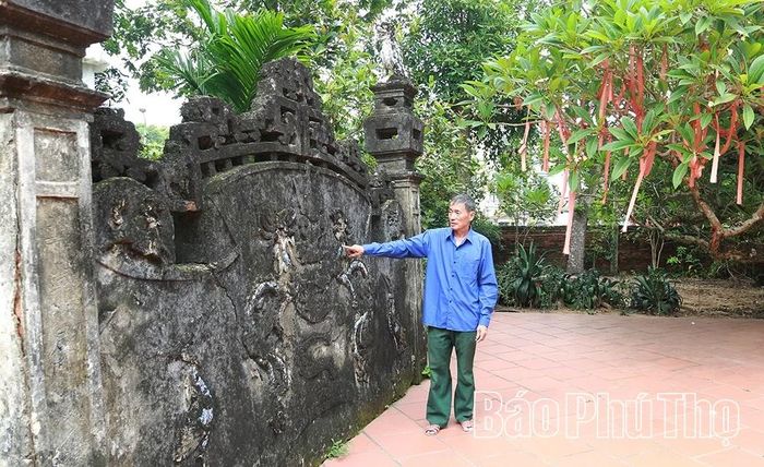 Bức chấn phong trước khu vực Tam Bảo góp phần tạo nên vẻ trang nghiêm cho chùa Phúc Thánh.
