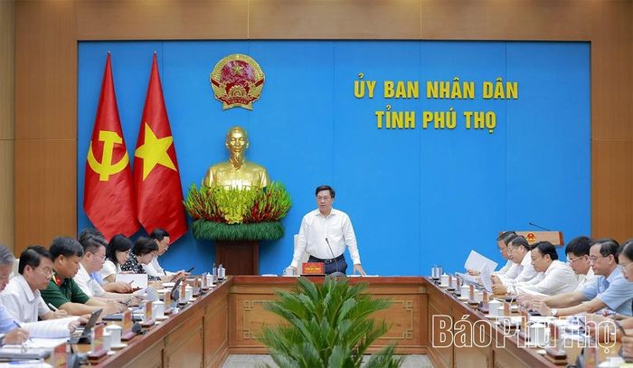 Quang cảnh phiên họp.
