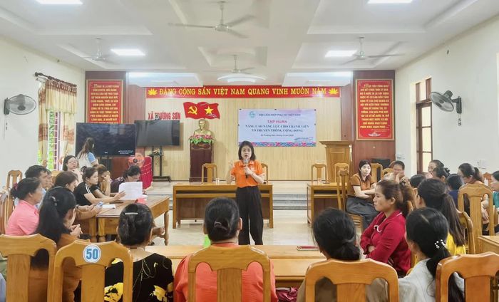 Các tổ truyền thông cộng đồng được tham gia nhiều lớp tập huấn nâng cao năng lực - Ảnh: Hội LHPN tỉnh