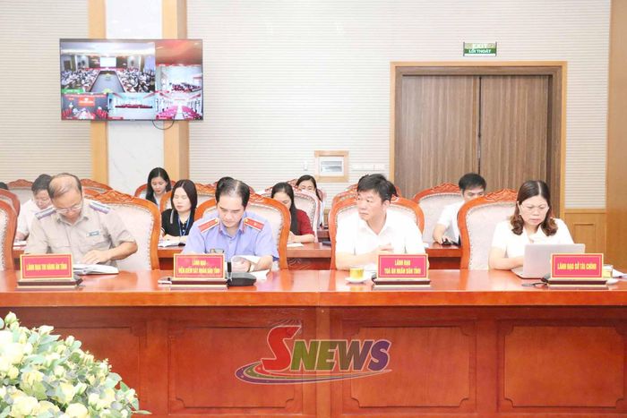 Các đại biểu dự hội nghị.