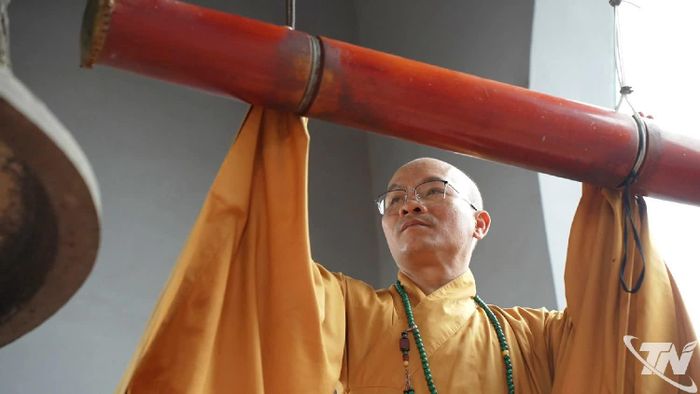 Tiếng chuông Bát Nhã cất lên từ chùa Phù Liễn.