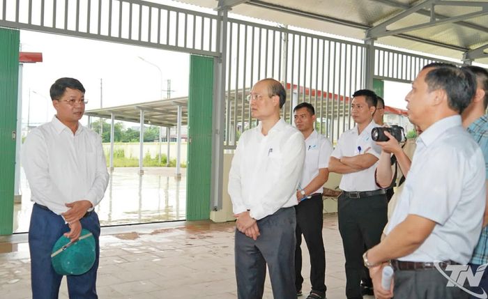 Đồng chí Nông Quang Nhất, Phó Chủ tịch UBND tỉnh kiểm tra tiến độ thực hiện Dự án xây dựng Bệnh viện Y học cổ truyền tỉnh Thái Nguyên.