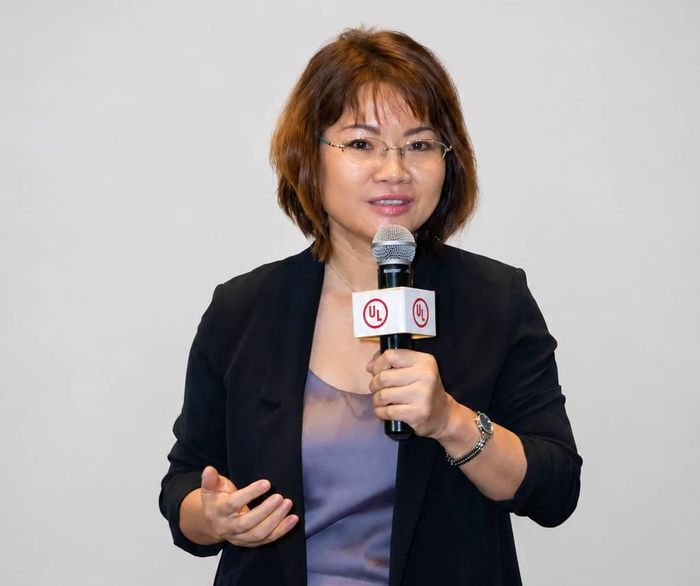Theo bà Phan Thu Hằng, các cam kết xanh đơn thuần không còn đủ. Dự án phải chứng minh được hiệu quả bằng những kết quả có thể đo lường và kiểm chứng. Ảnh: VGBC