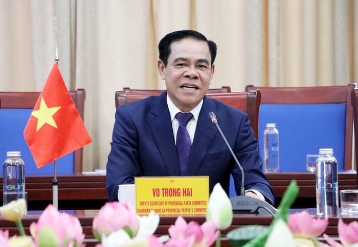 Chủ tịch UBND tỉnh Nghệ An Võ Trọng Hải phát biểu tại buổi làm việc.