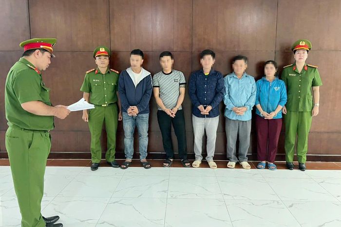 Công an TP. Hồ Chí Minh đã khởi tố vụ án, khởi tố bị can và bắt tạm giam các bị can liên quan đến vụ án “Sản xuất và buôn bán hàng giả là phụ gia thực phẩm”. Ảnh: CA TP.HCM