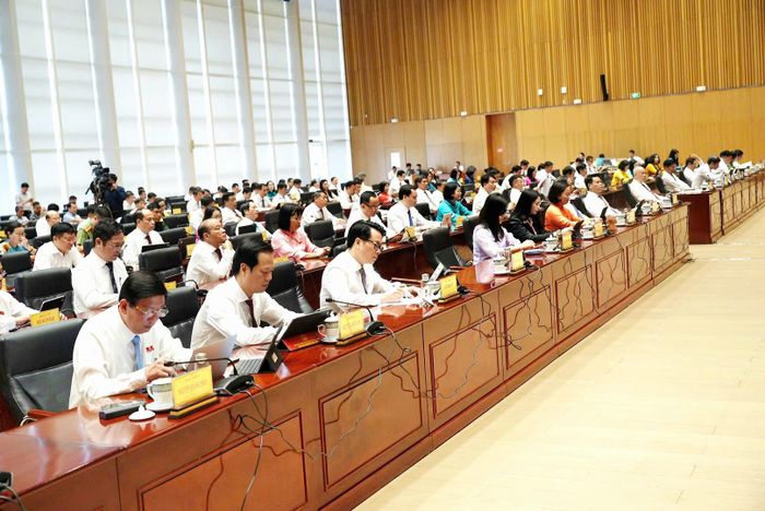 Các đại biểu tham dự Kỳ họp thứ Ba, HĐND thành phố Hải Phòng khóa XVII. Ảnh: Nguyễn Ánh