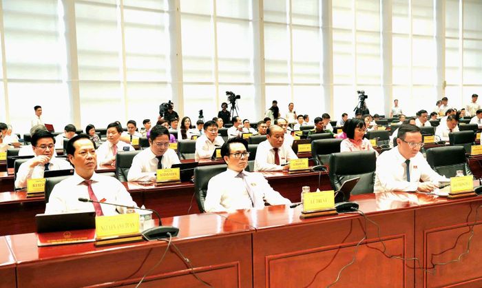 Các đại biểu tham dự kỳ họp thứ Ba, HĐND thành phố Hải Phòng Khóa XVII. Ảnh: Nguyễn Ánh