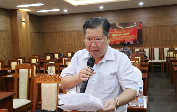 Đại diện các sở, ngành đóng góp ý kiến. Ảnh: Văn Dũng