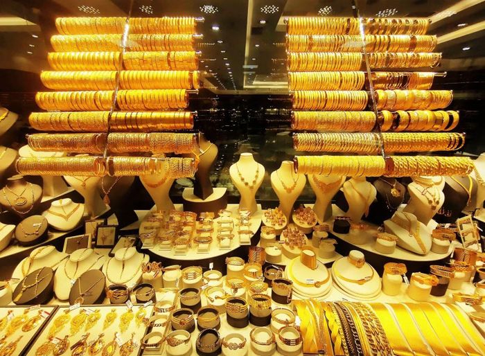 Giá vàng đảo chiều tăng, song nhiều chuyên gia vẫn chưa lạc quan về triển vọng tăng giá tuần mới.