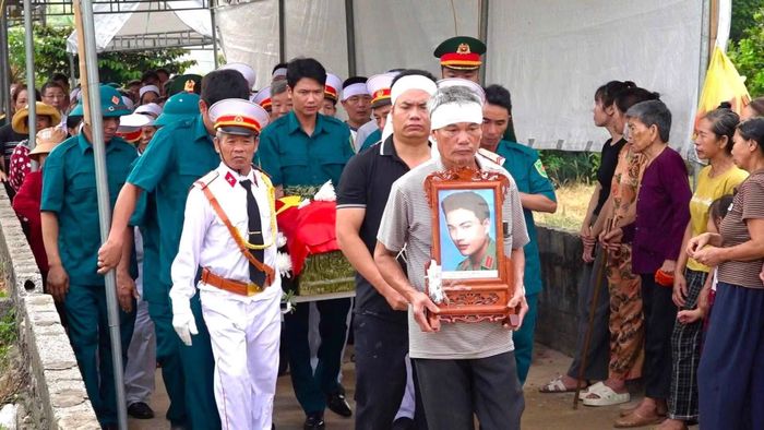 Mẫu ADN đưa liệt sĩ Nguyễn Trọng Cát (xã Hợp Tiến, tỉnh Thanh Hóa) đoàn tụ với gia đình sau 54 năm.