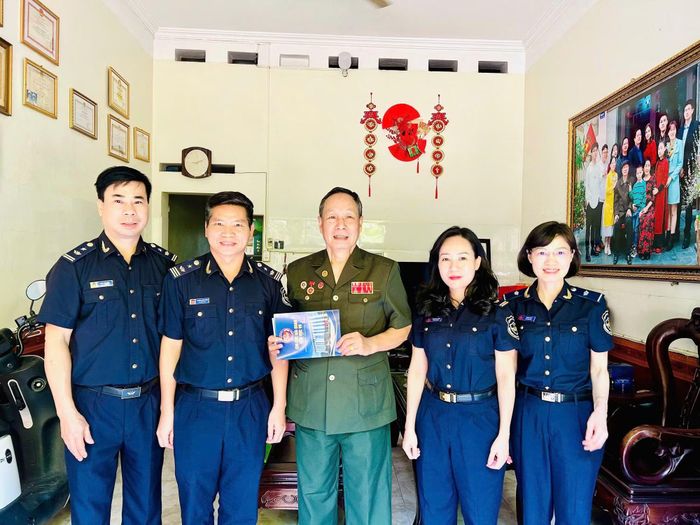 Hoạt động tri ân được triển khai tại nhiều đơn vị.