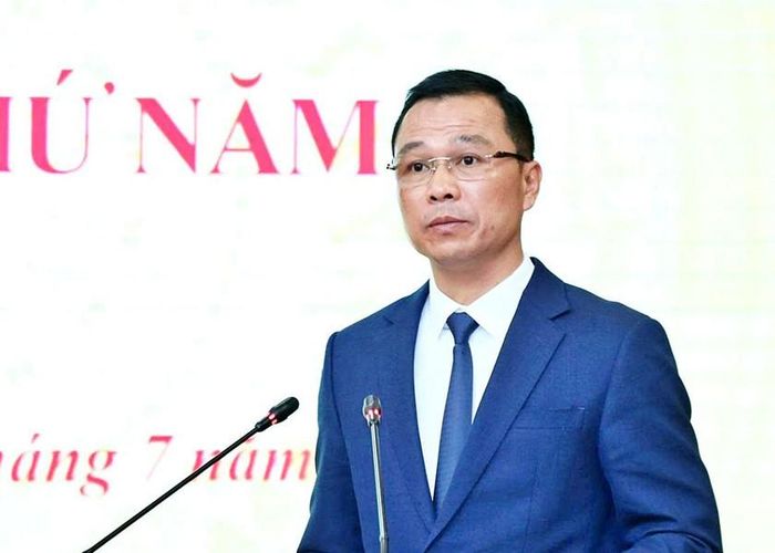 Ngày 27/7, HĐND tỉnh Thanh Hóa tiến hành quy trình bầu Chủ tịch UBND tỉnh Thanh Hóa, nhiệm kỳ 2026-2031. Đồng chí Tô Anh Dũng, Phó Bí thư Tỉnh ủy được bầu giữ chức Chủ tịch UBND tỉnh Thanh Hóa với tỷ lệ phiếu bầu đạt 100%.