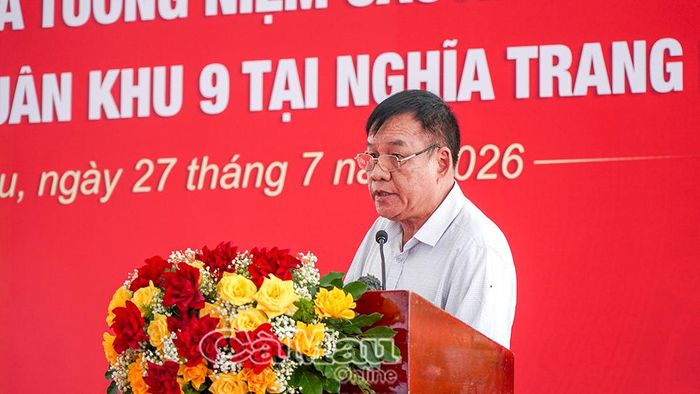  Ông Nguyễn Văn Duy, con liệt sĩ đơn vị Trung đoàn 10, bày tỏ xúc động khi công trình Nhà bia tưởng niệm các Anh hùng liệt sĩ Trung đoàn 10 được khởi công, đây là nơi trang trọng để thân nhân liệt sĩ trở về thắp hương tưởng nhớ người thân. 
