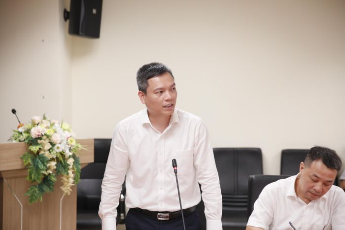 Cục trưởng Cục Công nghệ thông tin KTNN Phạm Huy Thông phát biểu tại cuộc họp.