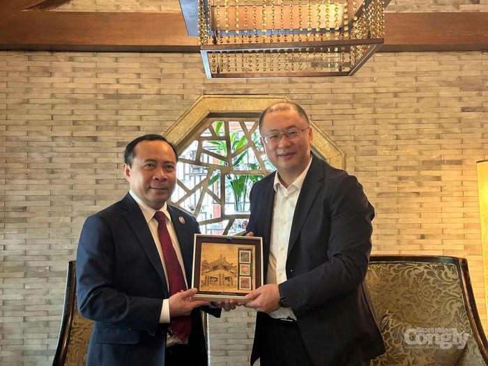 Bộ trưởng Bộ Khoa học và Công nghệ Vũ Hải Quân làm việc với Lãnh đạo Cấp cao Tập đoàn ZTE, Trung Quốc. Ảnh: Mst.gov.vn