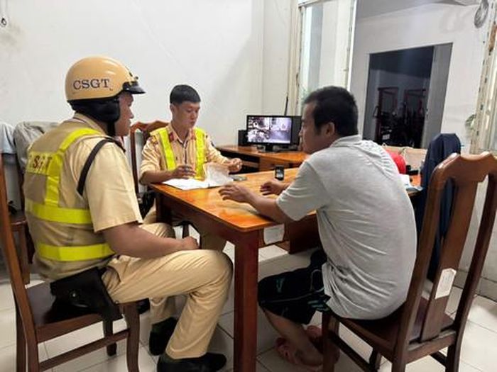 Tổ công tác đã lập biên bản vụ việc để bàn giao cho Trung tâm Kiểm dịch Thủ Đức tiếp tục xử lý