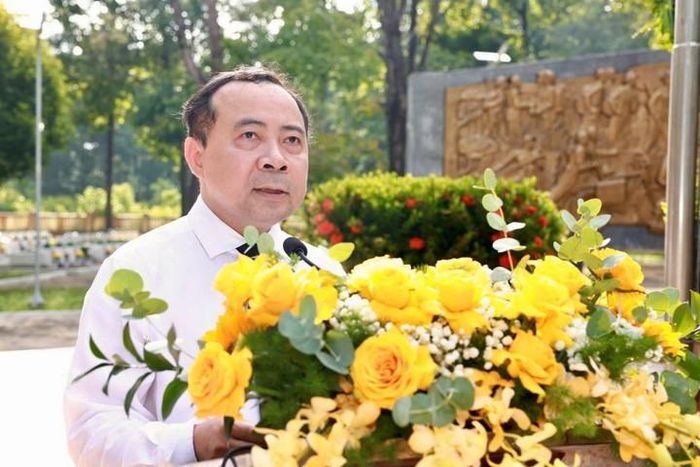 Bộ trưởng Vũ Hải Quân phát biểu tại Nghĩa trang liệt sĩ ngành Giao bưu - Thông tin R.