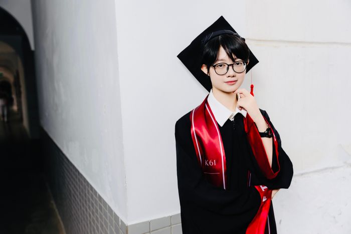 “Điều quý giá nhất em có được là biết cách tự học và biến kiến thức thành sản phẩm thực tế”, Thuần chia sẻ. Để duy trì hiệu quả học tập, cô chia các mục tiêu lớn thành kế hoạch theo tuần và theo ngày, ưu tiên sự đều đặn thay vì học dồn.