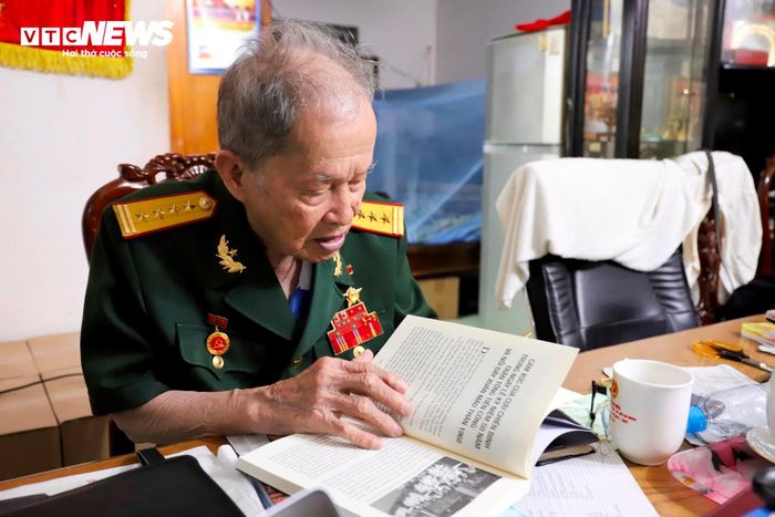 Nhiều ký ức về Mậu Thân 1968 được ông Tư Cang ghi lại trong hồi ký và các cuộc trò chuyện với đồng đội, nhà nghiên cứu lịch sử.