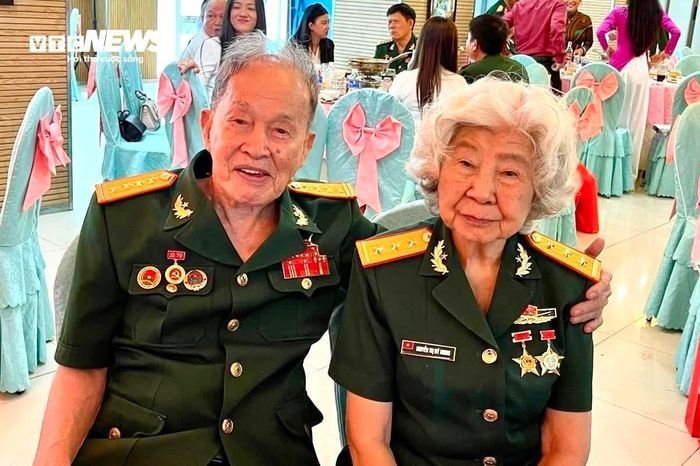 Huyền thoại tình báo Tư Cang và điệp viên Tám Thảo đến nay vẫn là những người bạn thân thiết.