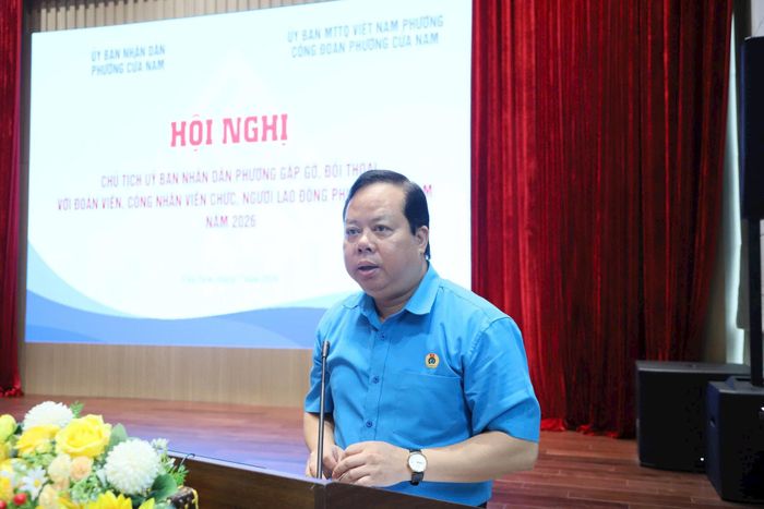 Phó Chủ tịch Liên đoàn Lao động thành phố Hà Nội Đỗ Trọng Nam phát biểu tại hội nghị. Ảnh: PV