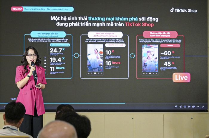  Bà Phương Lương, Giám đốc Thương mại Nhà bán hàng vừa và nhỏ của TikTok Shop chia sẻ tại sự kiện. Ảnh: BTC.