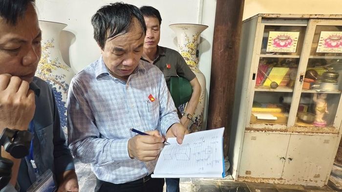 Phật tử Nguyễn Văn Trường, Giám đốc Doanh nghiệp Xây dựng Xuân Trường, người đã phát tâm, công đức, đóng góp nhiều công sức để tu bổ, tôn tạo các ngôi chùa ở Đặc khu Trường Sa trong nhiều năm qua