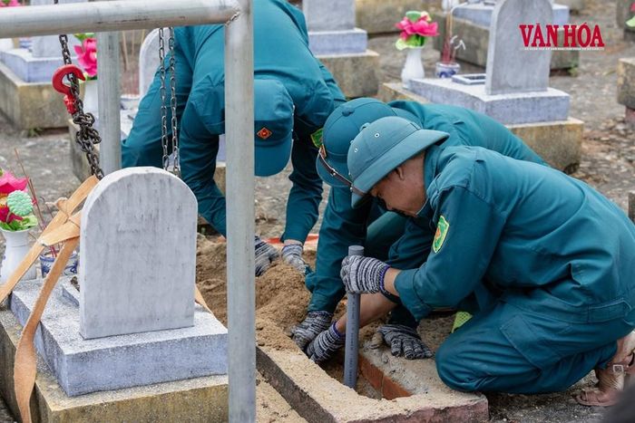 Việc lấy mẫu sinh phẩm luôn tuân thủ quy trình nghiêm ngặt, bảo đảm cơ sở khoa học cho việc đối sánh ADN, góp phần trả lại tên tuổi cho những người đã hy sinh