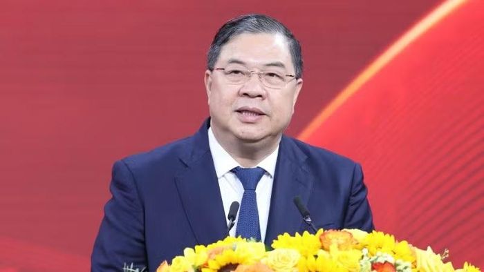 Phó Thủ tướng Thường trực Phạm Gia Túc phát biểu.