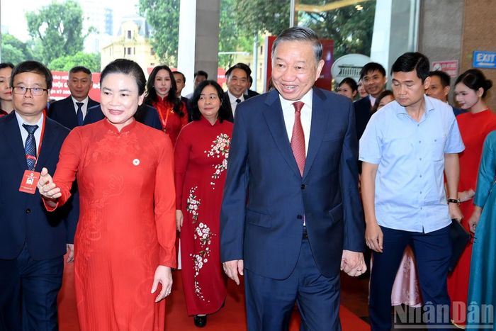 Tổng Bí thư, Chủ tịch nước Tô Lâm dự phiên khai mạc trọng thể Đại hội đại biểu toàn quốc Hội Chữ thập Đỏ Việt Nam lần thứ XII nhiệm kỳ 2026-2031.